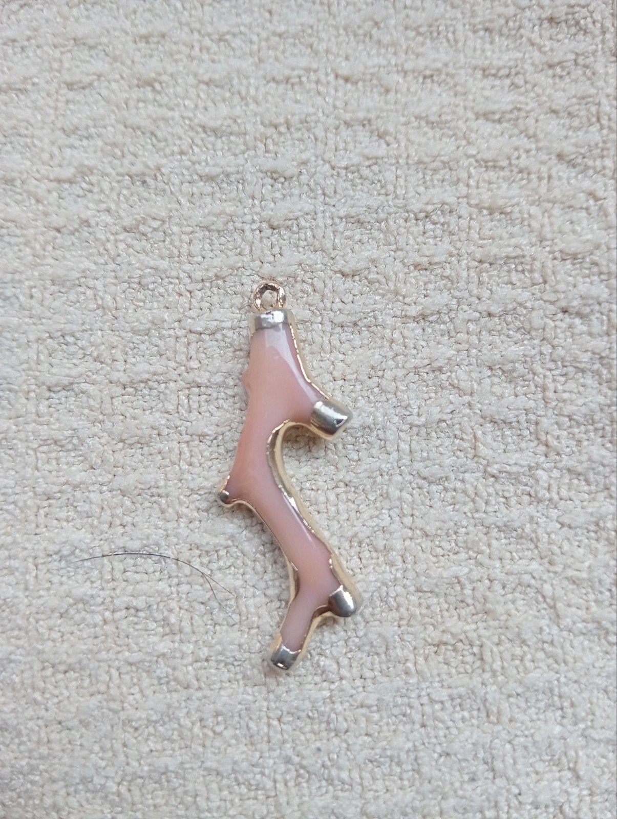 Zeer mooie vintage hanger Japans koraal met goud 3 cm lang, Ophalen of Verzenden, Goud, Goud