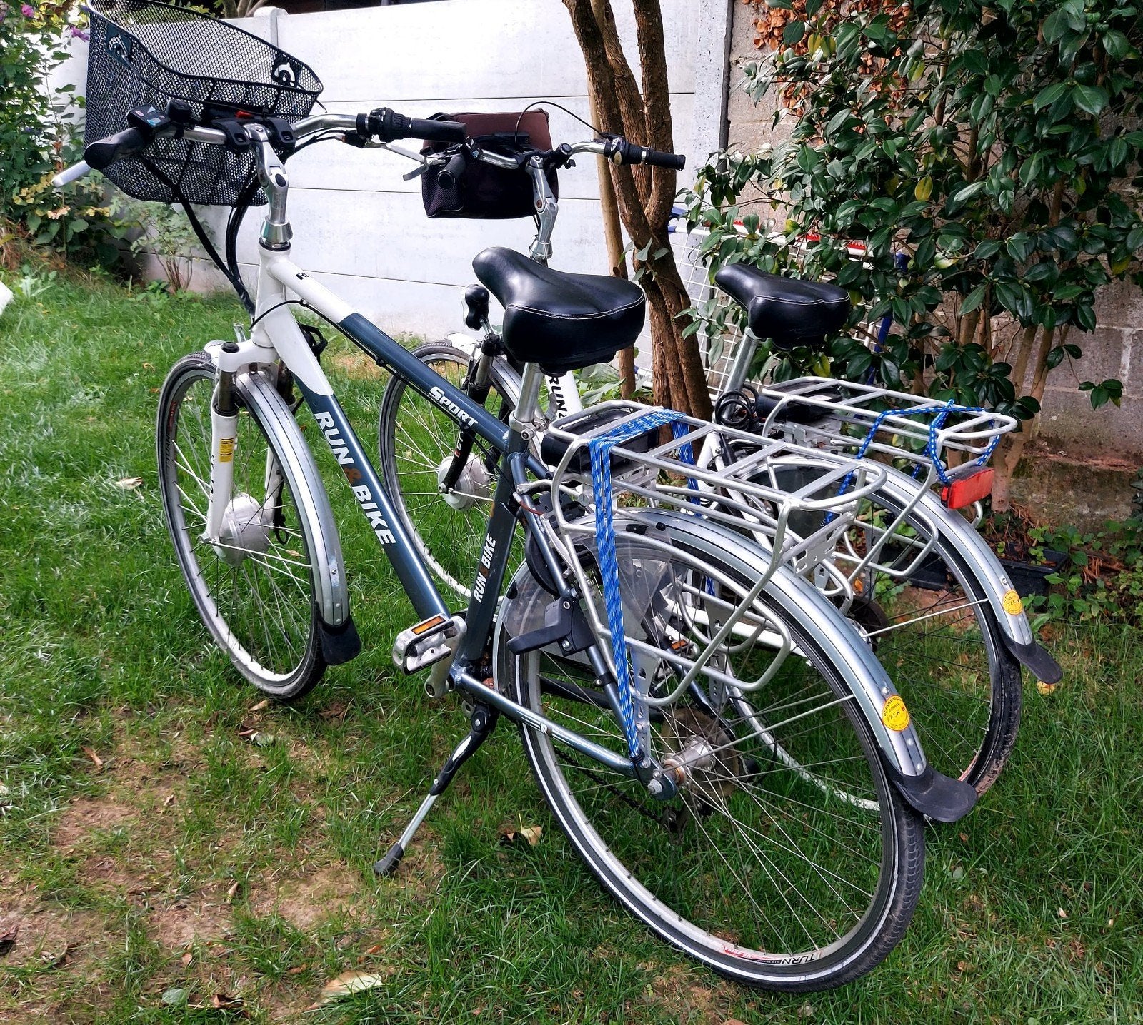 2 vélos électriques, Enlèvement