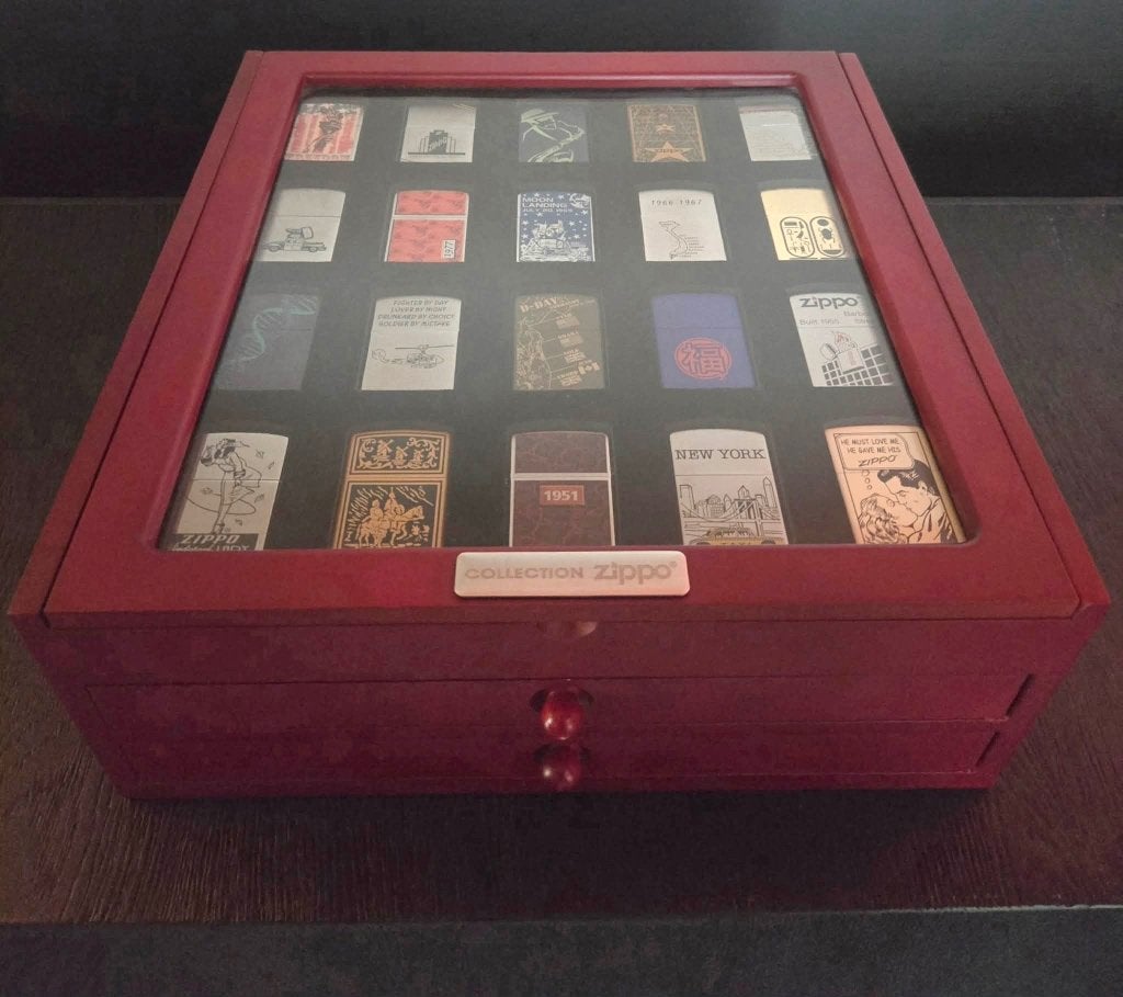 RARE – Collection briquets Zippo Complète, Ophalen, Zo goed als nieuw, Aansteker