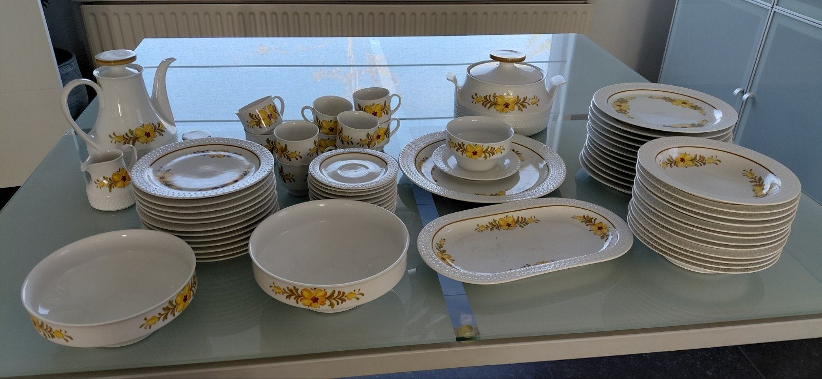 servies Bavaria Scherzer, Ophalen