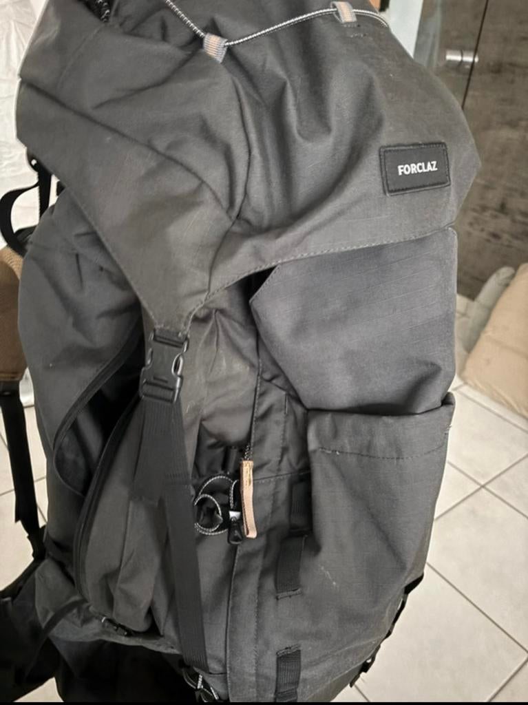 Sac à dos randonnée Dechatlon 80L, Enlèvement ou Envoi, Comme neuf