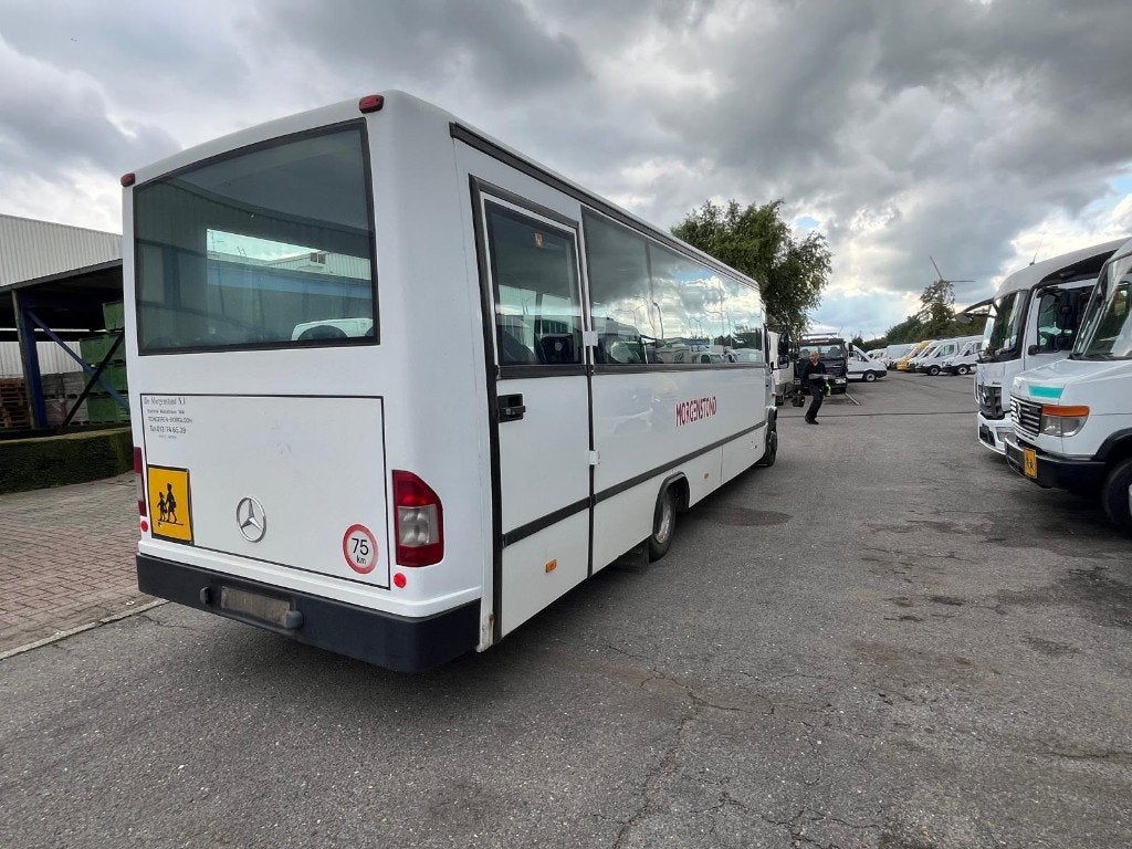Mercedes Vario 0813 (Stock ID 44620) — 6