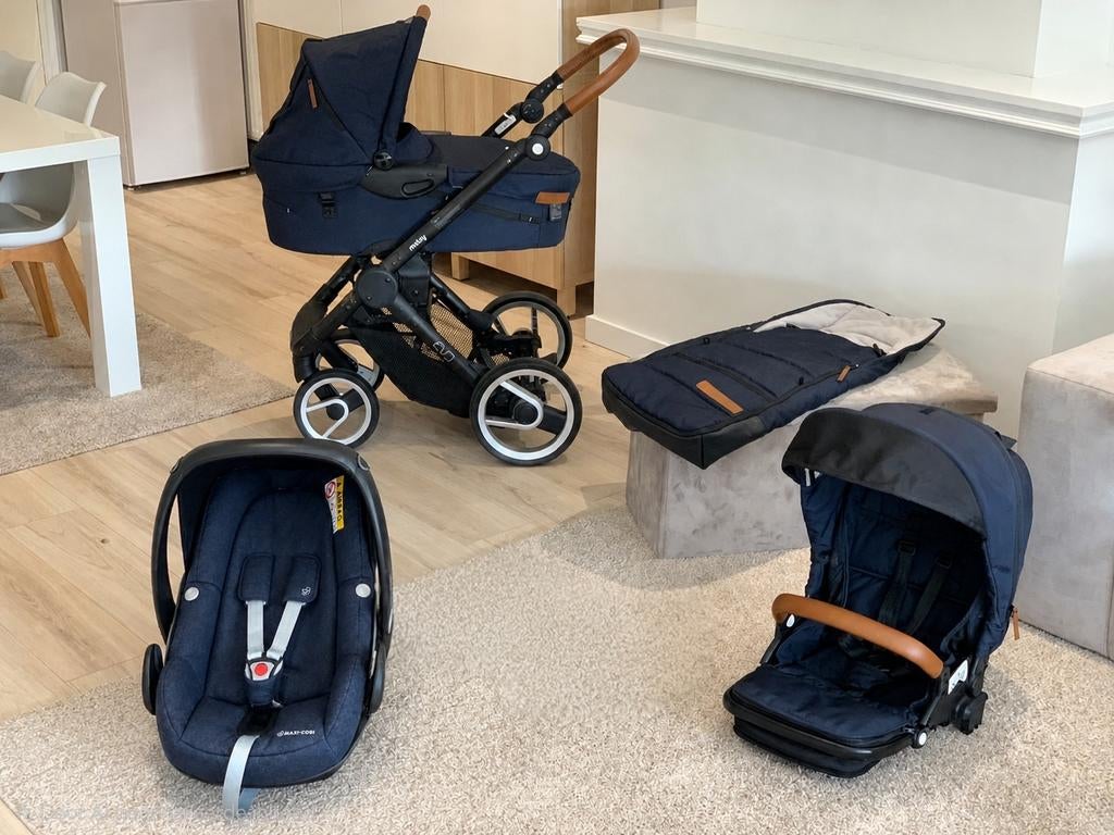 Complete 3in1 Mutsy evo donkerblauw kinderwagen, Ophalen, Zo goed als nieuw