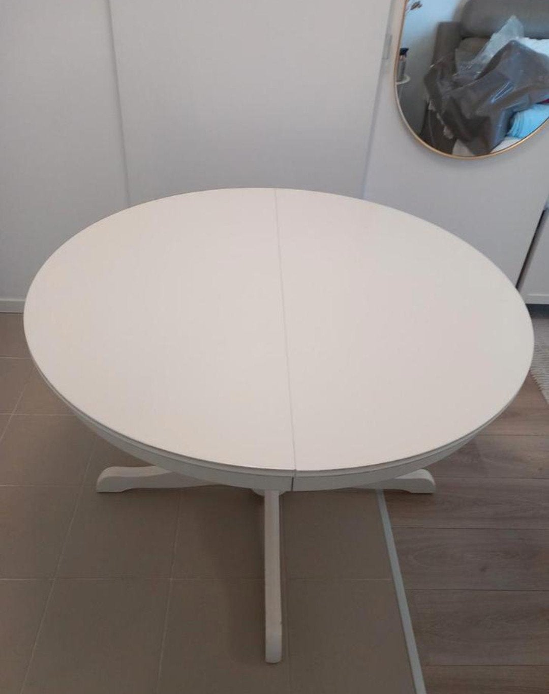 Table Ikea couleur blanche extensible, Enlèvement, Utilisé, Rond, Autres essences de bois