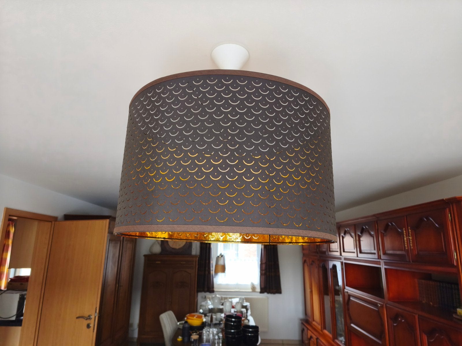 lampe noir et doré, Enlèvement, Noir