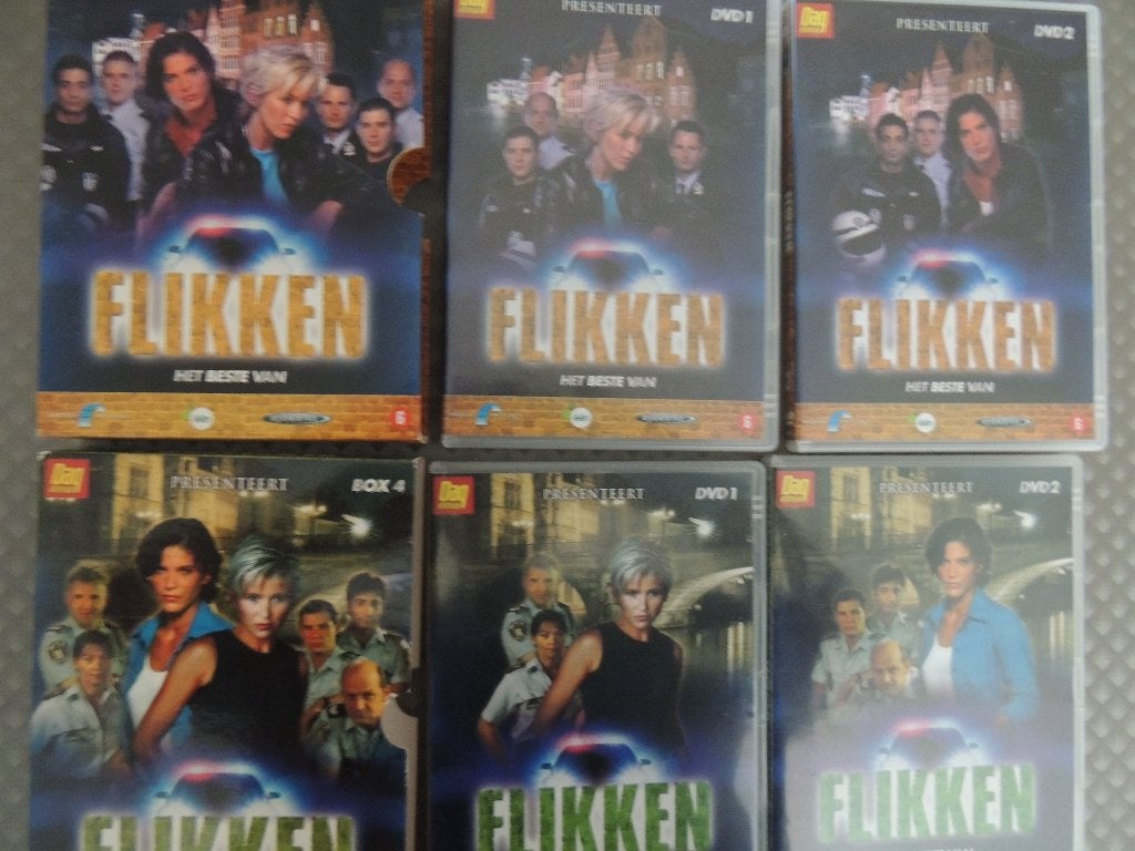 586 DVD , VOLLEDIGE BOXEN, Cd's en Dvd's, Ophalen, Nederlands, Nederlands, Zo goed als nieuw