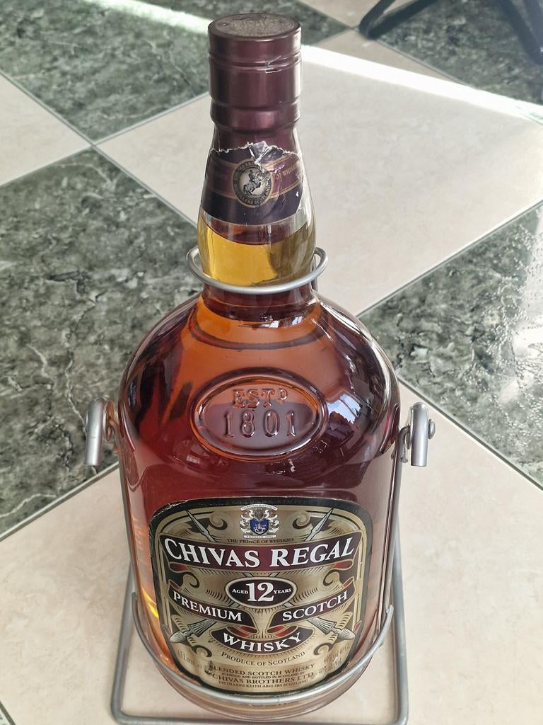Whisky  CHIVAS REGAL 12A AGE 4,5 l, Collections, Vins, Enlèvement