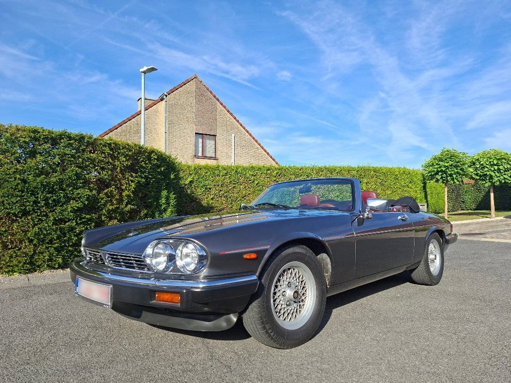 Jaguar XJS V12, Autos, Oldtimers & Ancêtres, Particulier, Alarme, Vitres électriques, Intérieur cuir, Toit ouvrant, Système audio