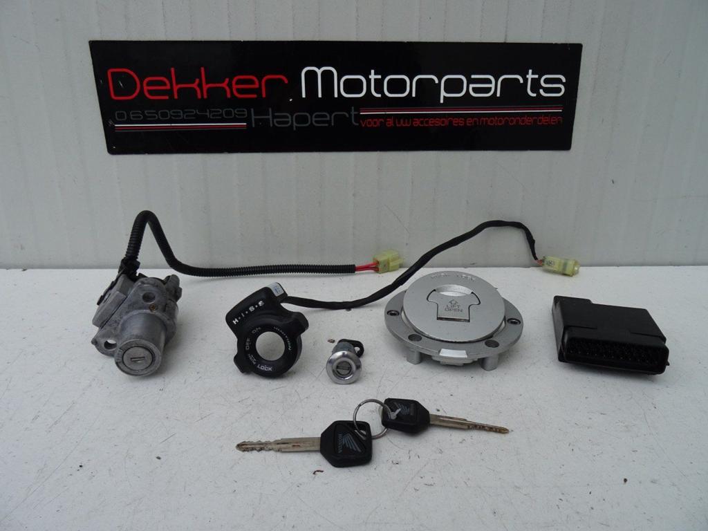 Slotenset / Sloten set + ECU Honda CBR600F 1999-2000 PC35, Motoren, Onderdelen | Honda, Ophalen of Verzenden