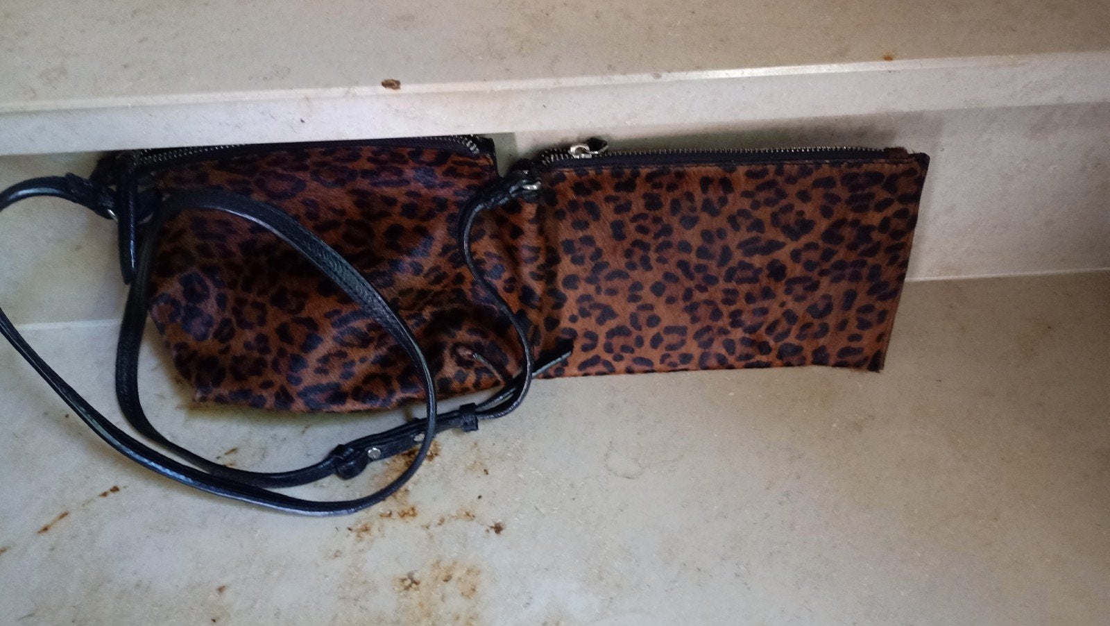 handtasje pantermotief, Handtassen en Accessoires, Ophalen of Verzenden, Nieuw