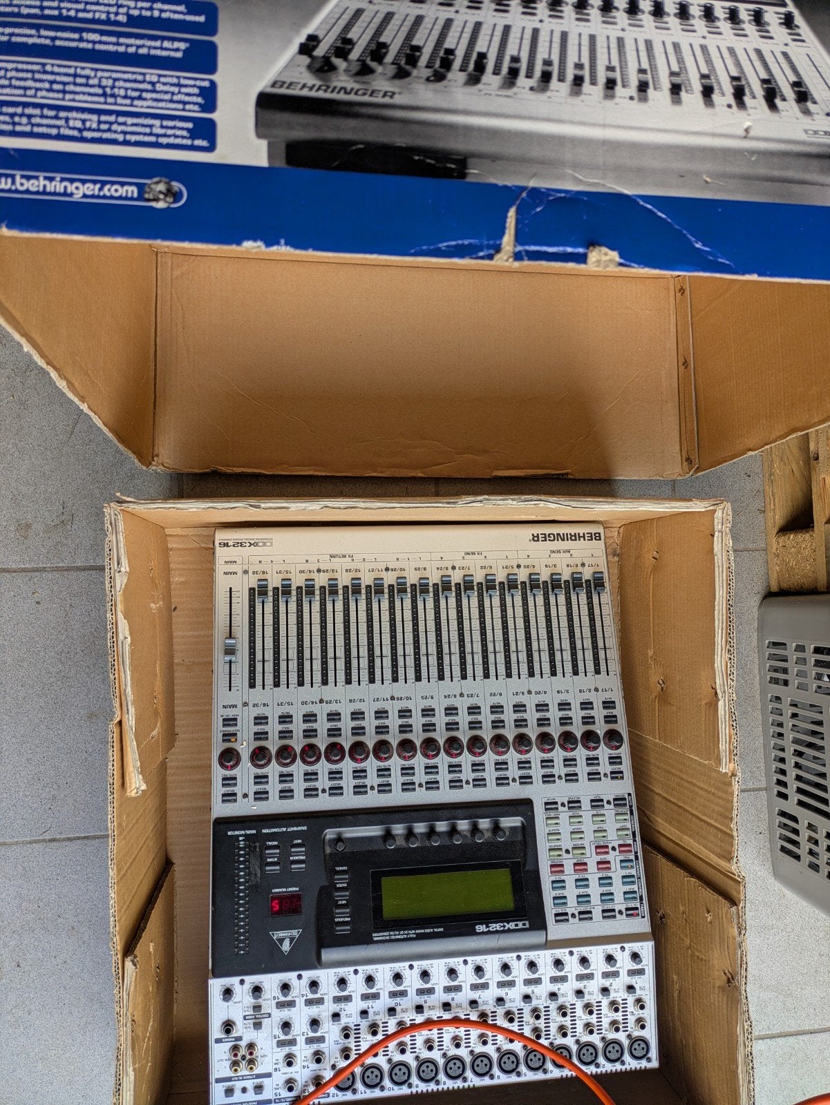 Behringer digitale geluidstafel, Muziek en Instrumenten, Ophalen