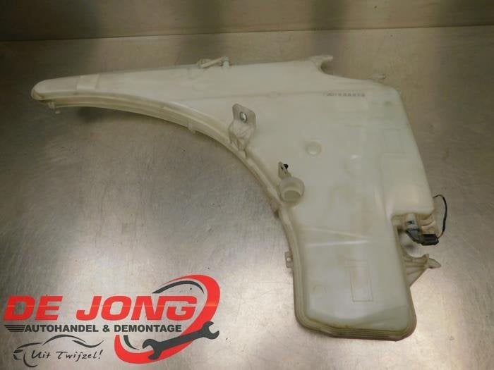Réservoir lave-glace avant d'un BMW 3-Serie, -, 3 mois de garantie, Utilisé, -