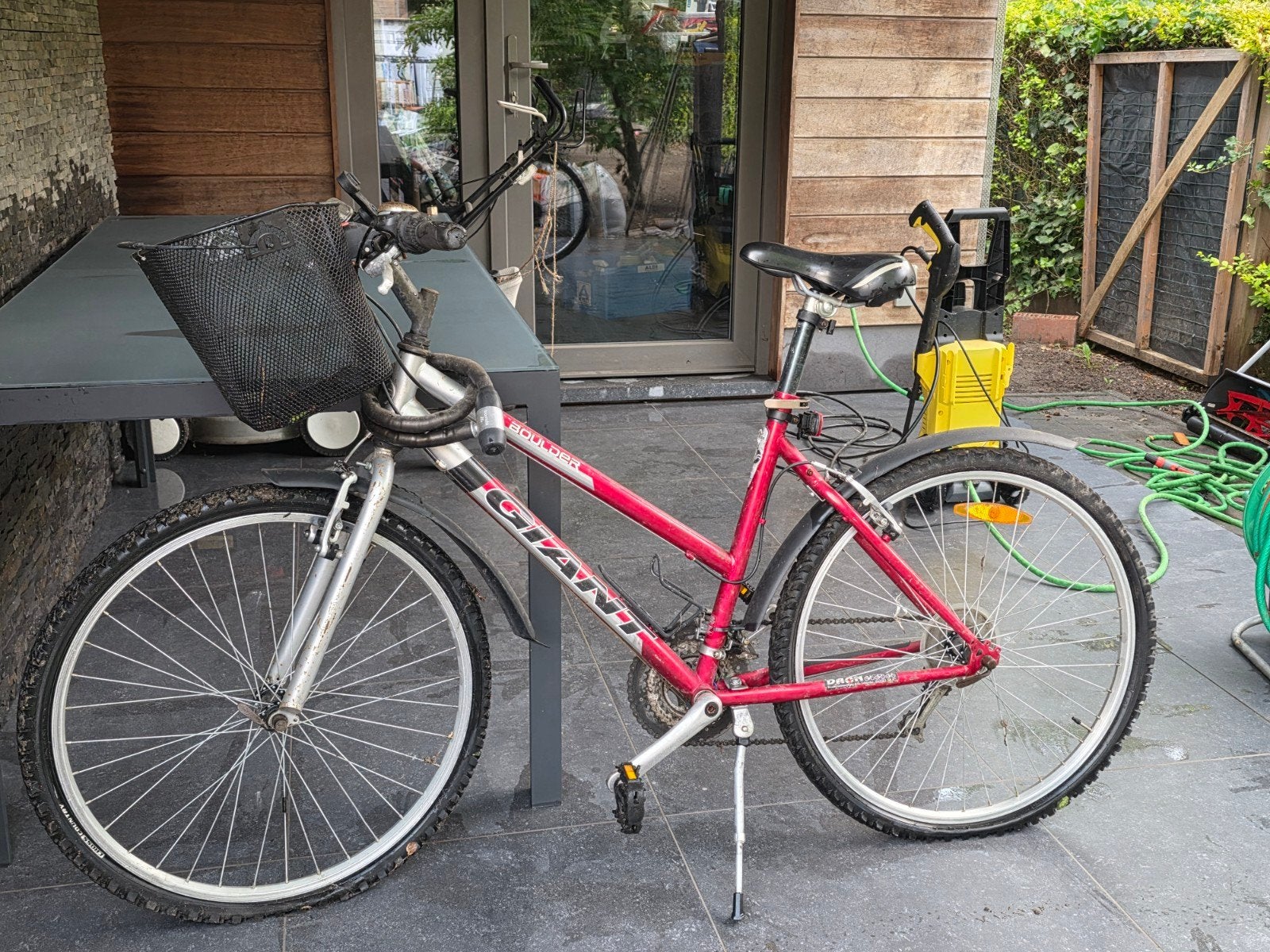 Damens mountainbike te koop merk giant. Kleur rood, Fietsen en Brommers, Fietsen | Dames | Sportfietsen en Toerfietsen, Ophalen