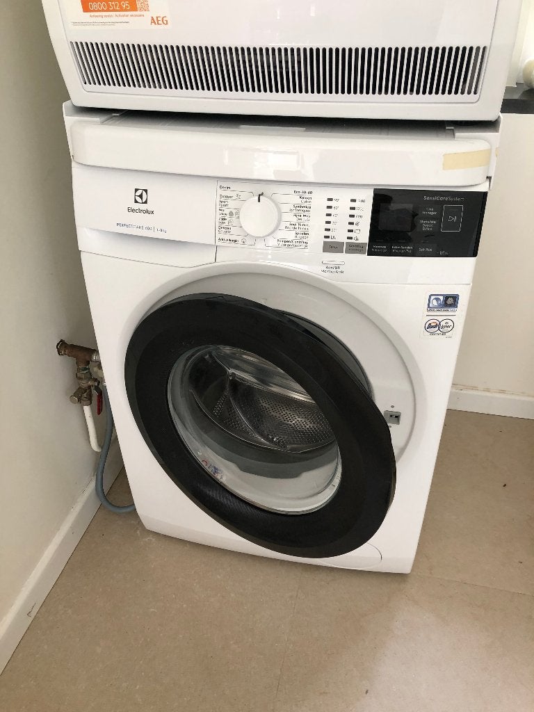Machine à laver Electrolux SensiCare 1-8 kg, Elektronische apparatuur, Wasmachines, Ophalen, Zo goed als nieuw, Voorlader, 1200 tot 1600 toeren