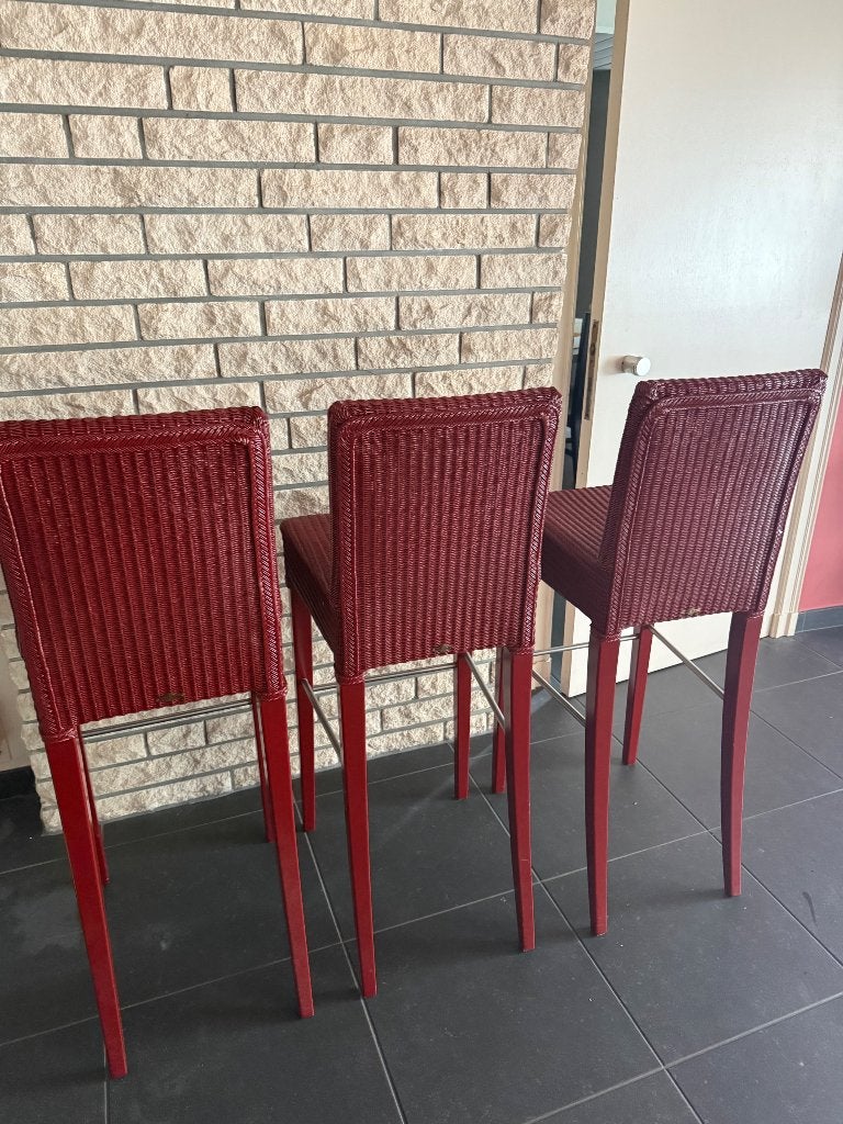 Rode rieten barstoelen, Ophalen, Gebruikt, Hout, 60 tot 90 cm