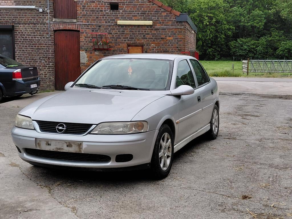 Opel Vectra 1999, Autos, Opel, Entreprise, Vectra, Airbags, Verrouillage central, Rétroviseurs électriques, Radio, Essence, 4 portes
