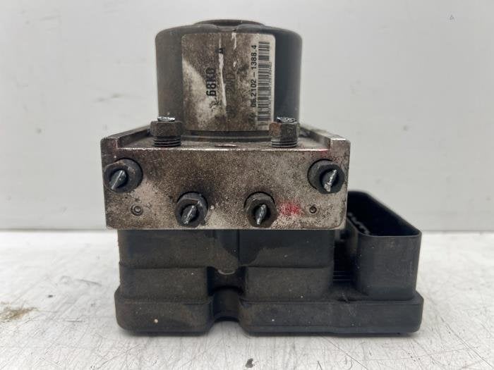 Pompe ABS d'un Nissan Pixo, -, 3 mois de garantie, Utilisé, -