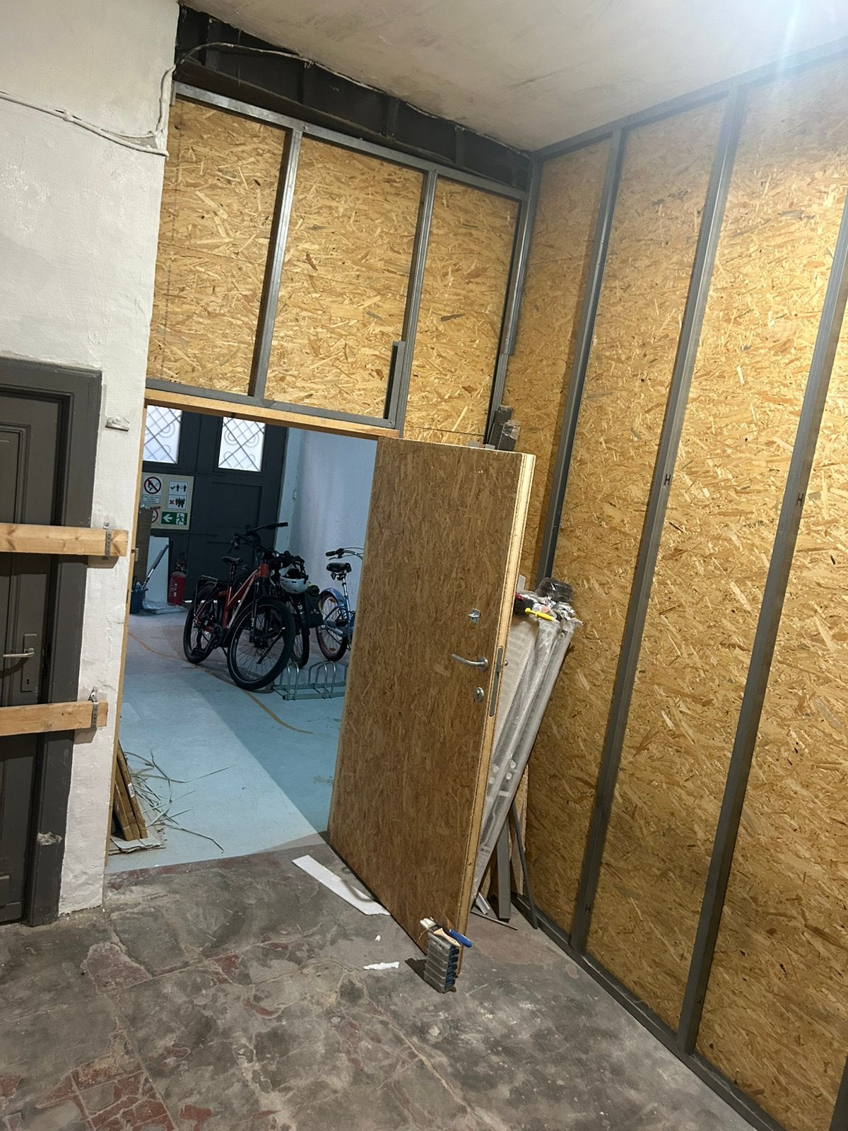Opslagruimte te huur centrum Mechelen 12,5m2, Immo, Garages en Parkeerplaatsen, Mechelen