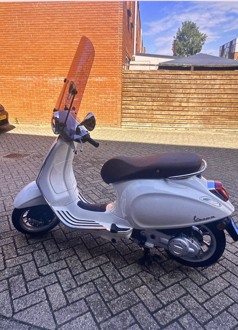 Vespa primavera|euro 4|50cc|2500km, Enlèvement, Comme neuf, Vespa