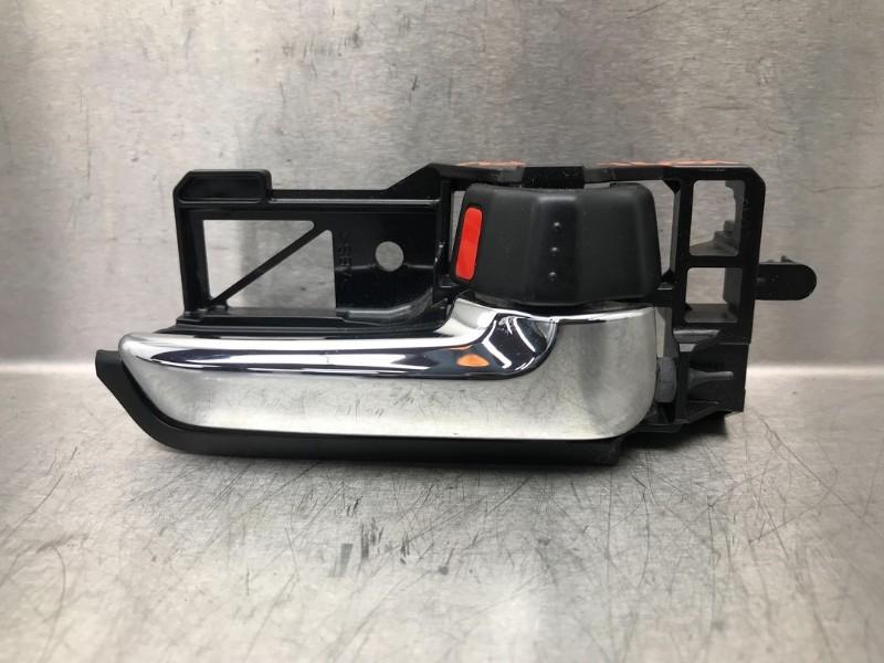 POIGNEE EXTERIEURE AVANT DROITE Suzuki Ignis (MF), Utilisé, Droite, Suzuki