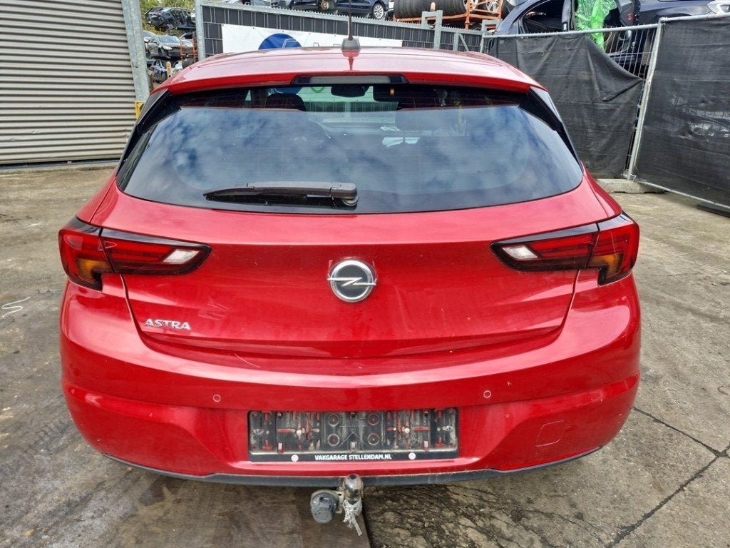 TREKHAAK Opel Astra K (01-2015/12-2022), Gebruikt, Opel, Opel Automobile GmbH, Kontakt-opel@opel.com