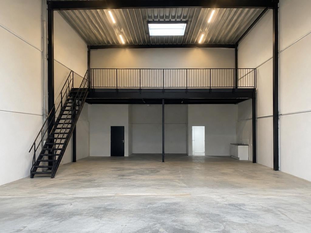 Kmo unit te koop, Koop