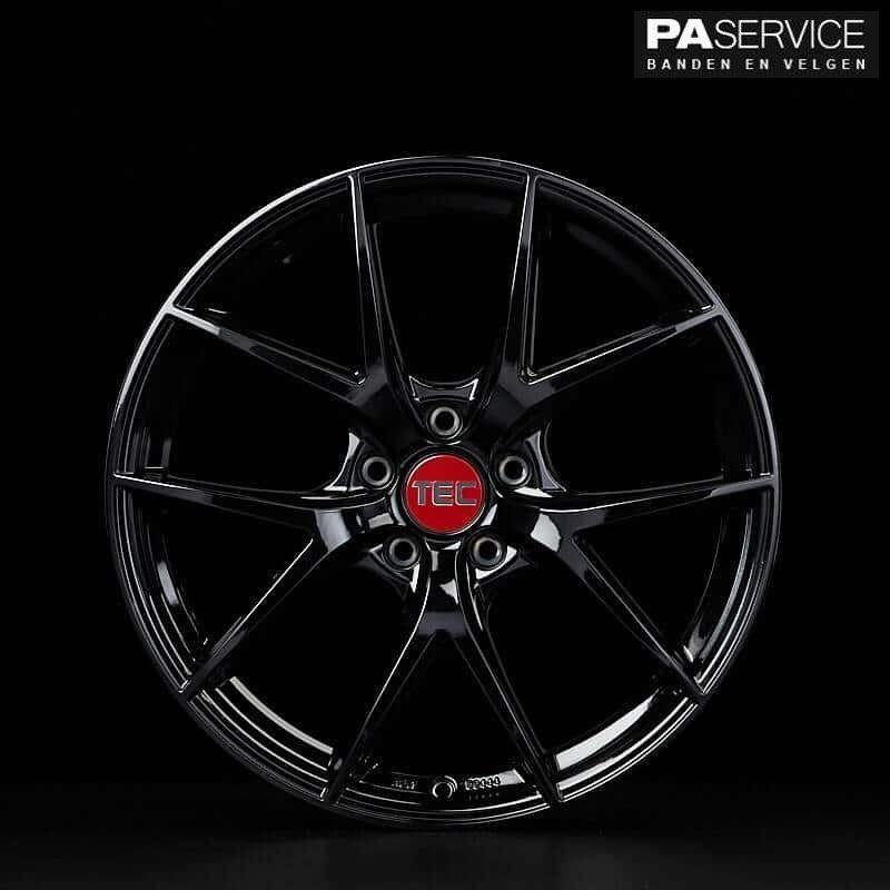 Nieuw 19 inch Gloss Black Tesla Model 3 set incl Banden TPMS, 19 inch, -, -, Banden en Velgen