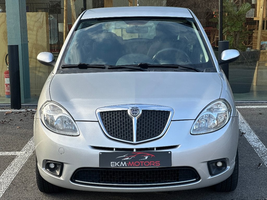 Lancia Ypsilon 1.2/Climatisation/Capteurs/91931km, Autos, Lancia, 1242 cm³, Argent ou Gris, Achat, Entreprise