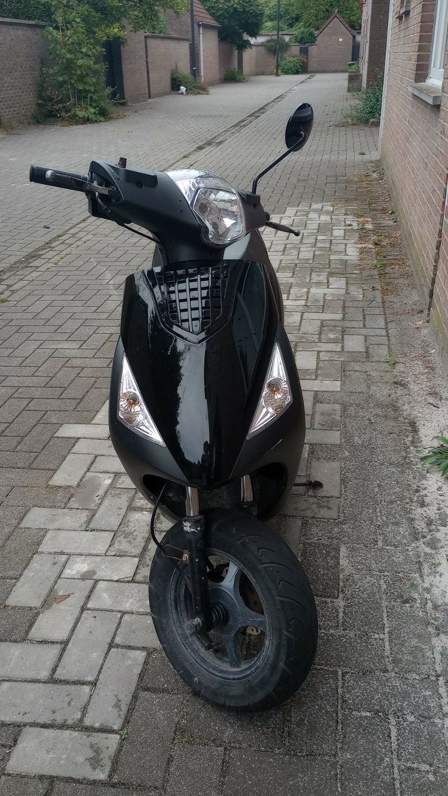 À vendre : AGM SP50 50cc 4 temps.
Roule normalement à enviro, Vélos & Vélomoteurs, Enlèvement