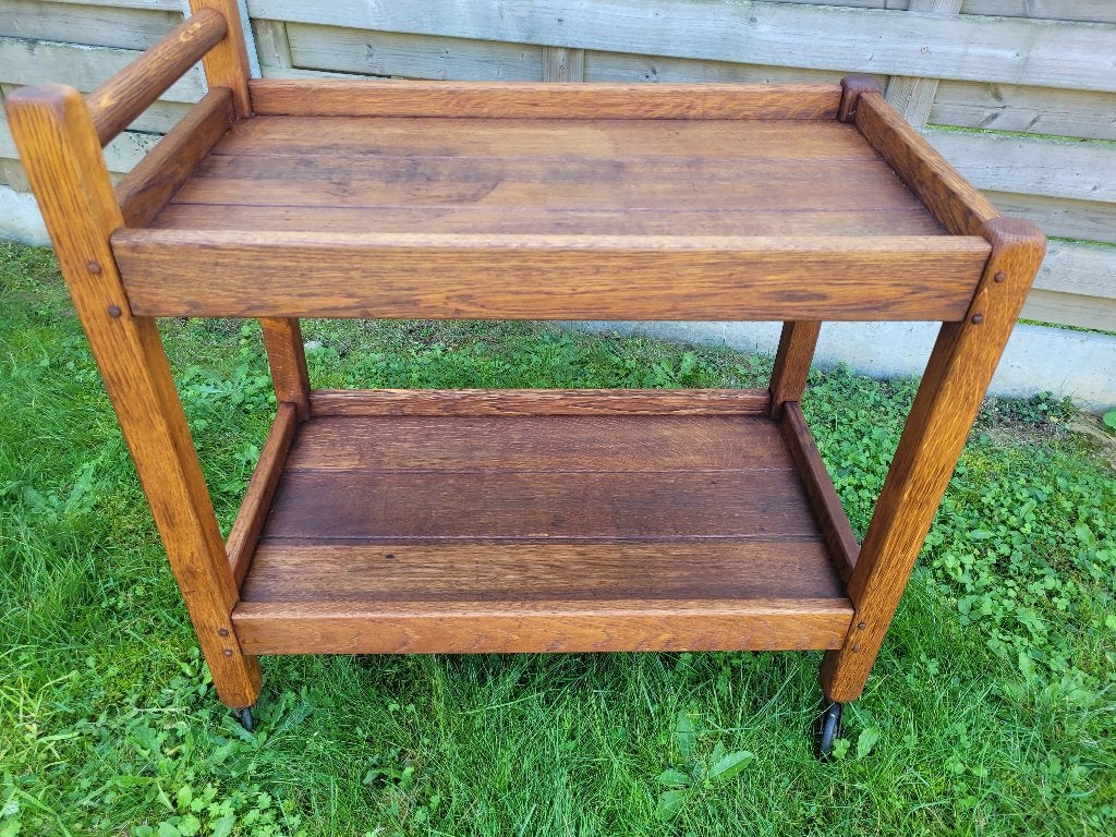Table dessertte vintage sur roulettes, Enlèvement