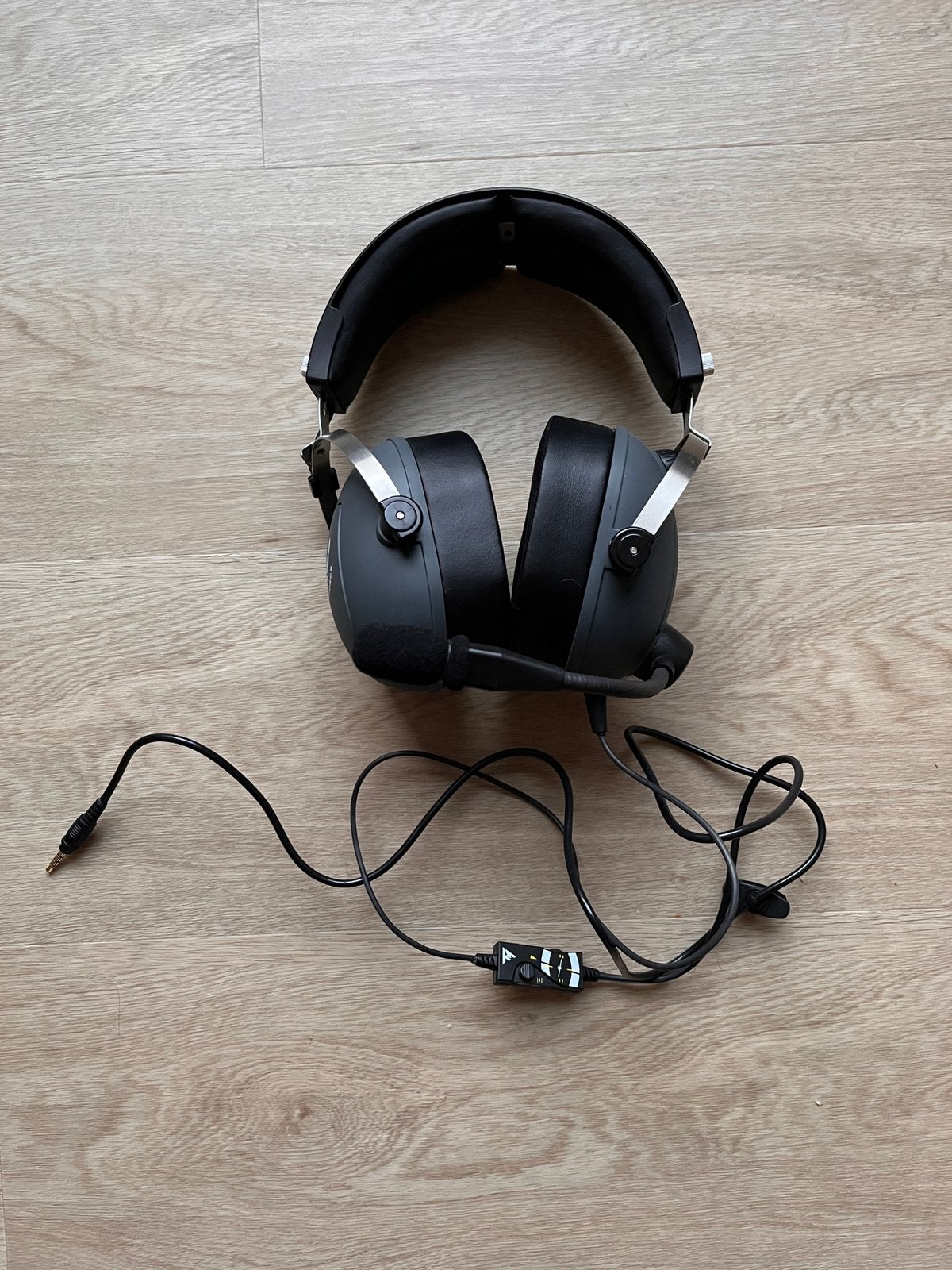 Thrustmaster T.Flight US Air Force Gaming Headset DTS, Informatique & Logiciels, Casques micro, Comme neuf, Over-ear, Filaire