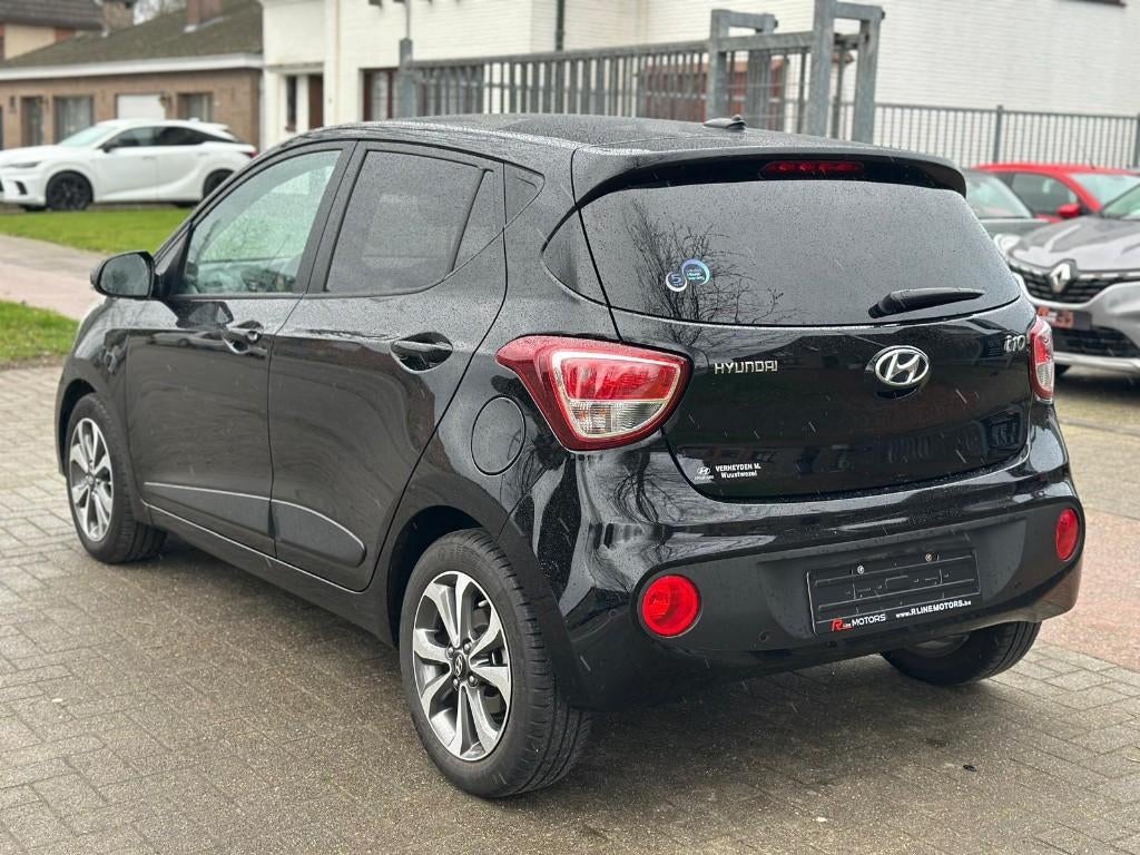 Hyundai I10 - 1.0i - 16.965KM - Apple Carplay - Airco -, Auto's, 4 deurs, Stof, Zwart, Bedrijf