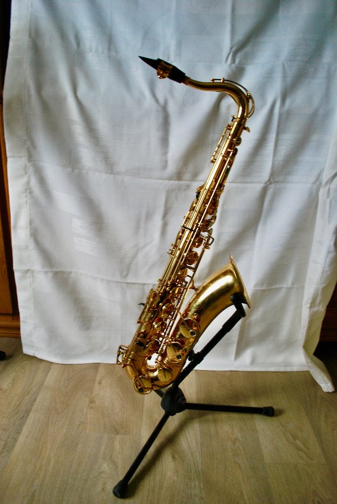 Te koop: Tenor Saxofoon, Muziek en Instrumenten, Blaasinstrumenten | Saxofoons, Ophalen, Gebruikt, Tenor, Met koffer