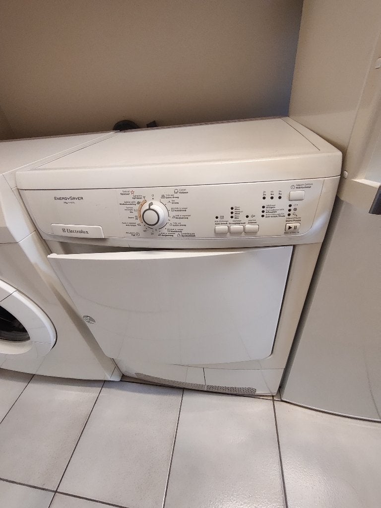 Electrolux condensdroogkast – gratis af te halen, 6 à 8 kg, Phase anti-froissage, Chargeur frontal, Enlèvement