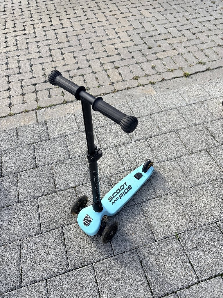Scoot and Ride driewielstep lichtblauw, Enlèvement, Utilisé, Scoot and ride