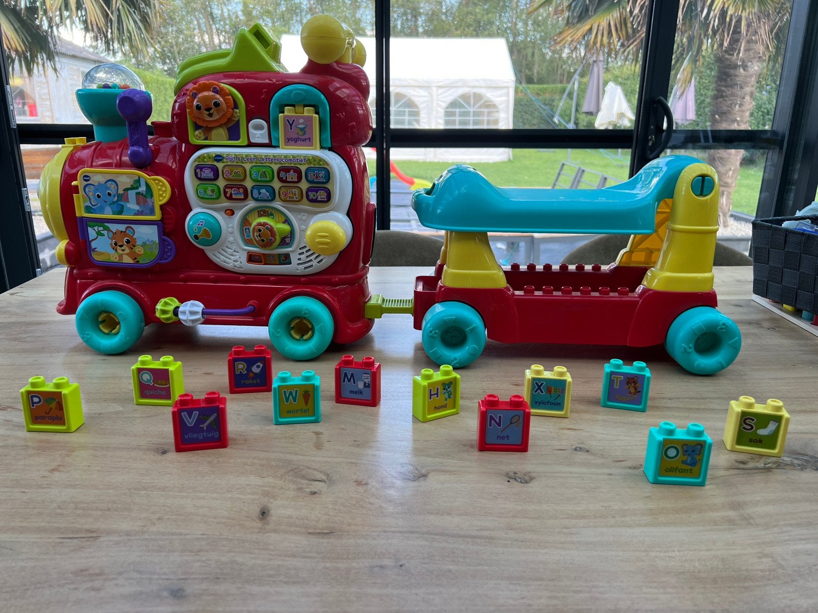 V-tech speelgoed trein, Kinderen en Baby's, Ophalen, Zo goed als nieuw