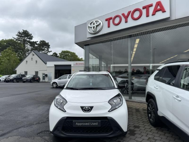Toyota Aygo X X play & Comfort Pack AygoX X-play & Comfort P, Autos, Toyota, Achat, 998 cm³, Euro 6, Boîte manuelle