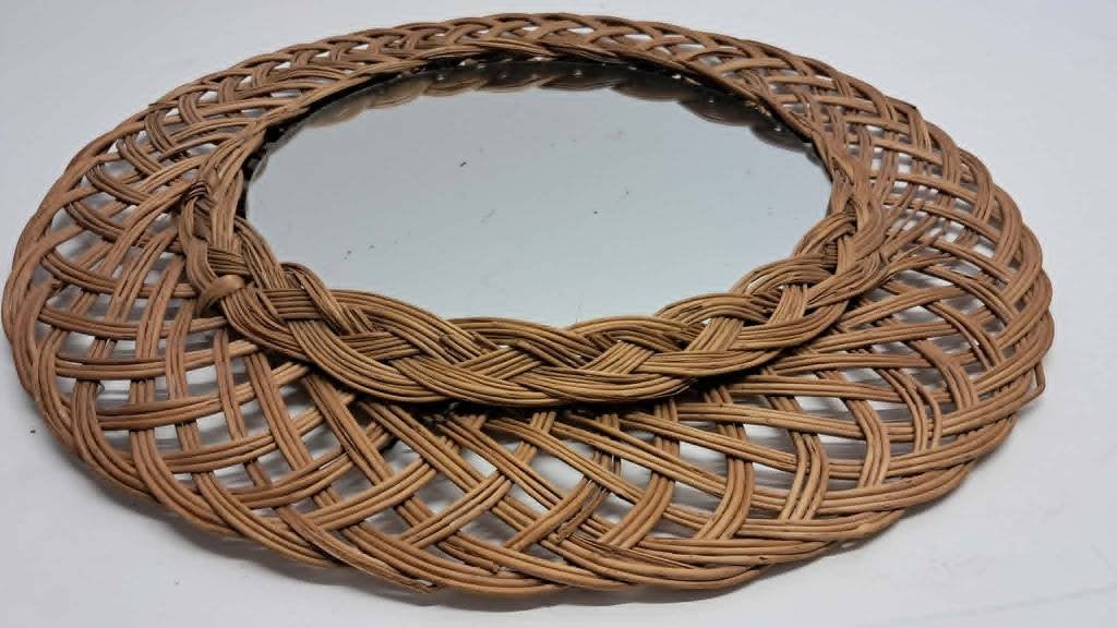 Miroir vintage en rotin / osier tressé – style années 60/70, Maison & Meubles, Moins de 100 cm, Rond, Enlèvement, Utilisé
