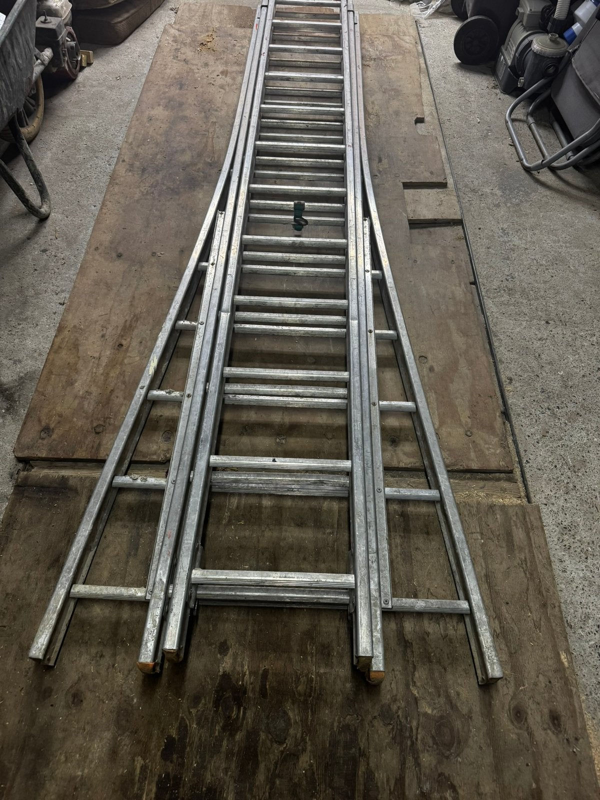 Echelle 3 éléments, Pliable ou rétractable/escamotable, Échelle, Enlèvement, Utilisé
