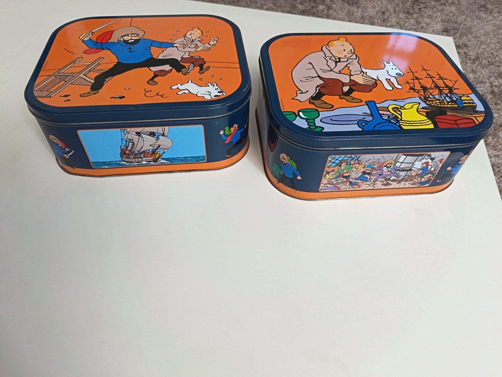 2 boîtes metal Tintin, Collections, Boîte en métal, Enlèvement ou Envoi, Comme neuf