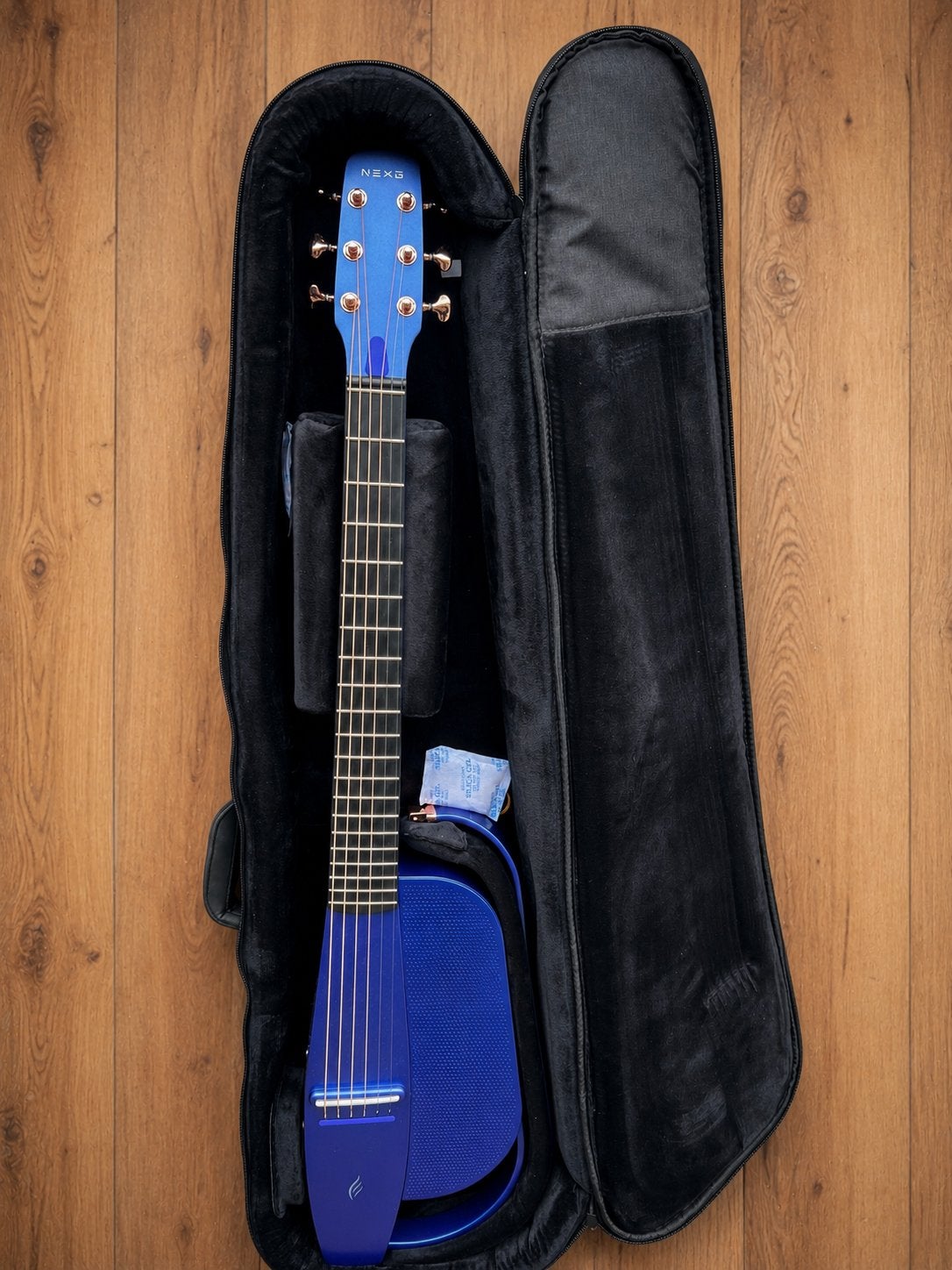 Te koop: Nieuwe Enya NEXG 2 Electro Akoestische Gitaar blauw, Musique & Instruments, Instruments à corde | Guitares | Acoustiques