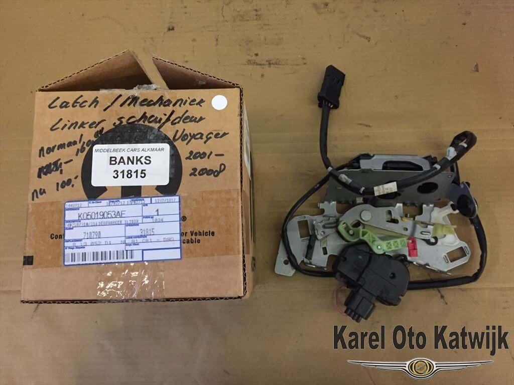 Mechaniek/ Latch schuifdeur links Chrysler Voyager 2001-2008, -, Nieuw, Ophalen of Verzenden, -