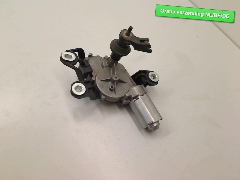 MOTEUR ESSUIE-GLACE ARRIÈRE Golf VI Variant (AJ5 / 1KA), Autos : Pièces & Accessoires, Robert Bosch AG, Volkswagen, Utilisé, Robert-Bosch-Allee 1
74232  Abstatt, DE