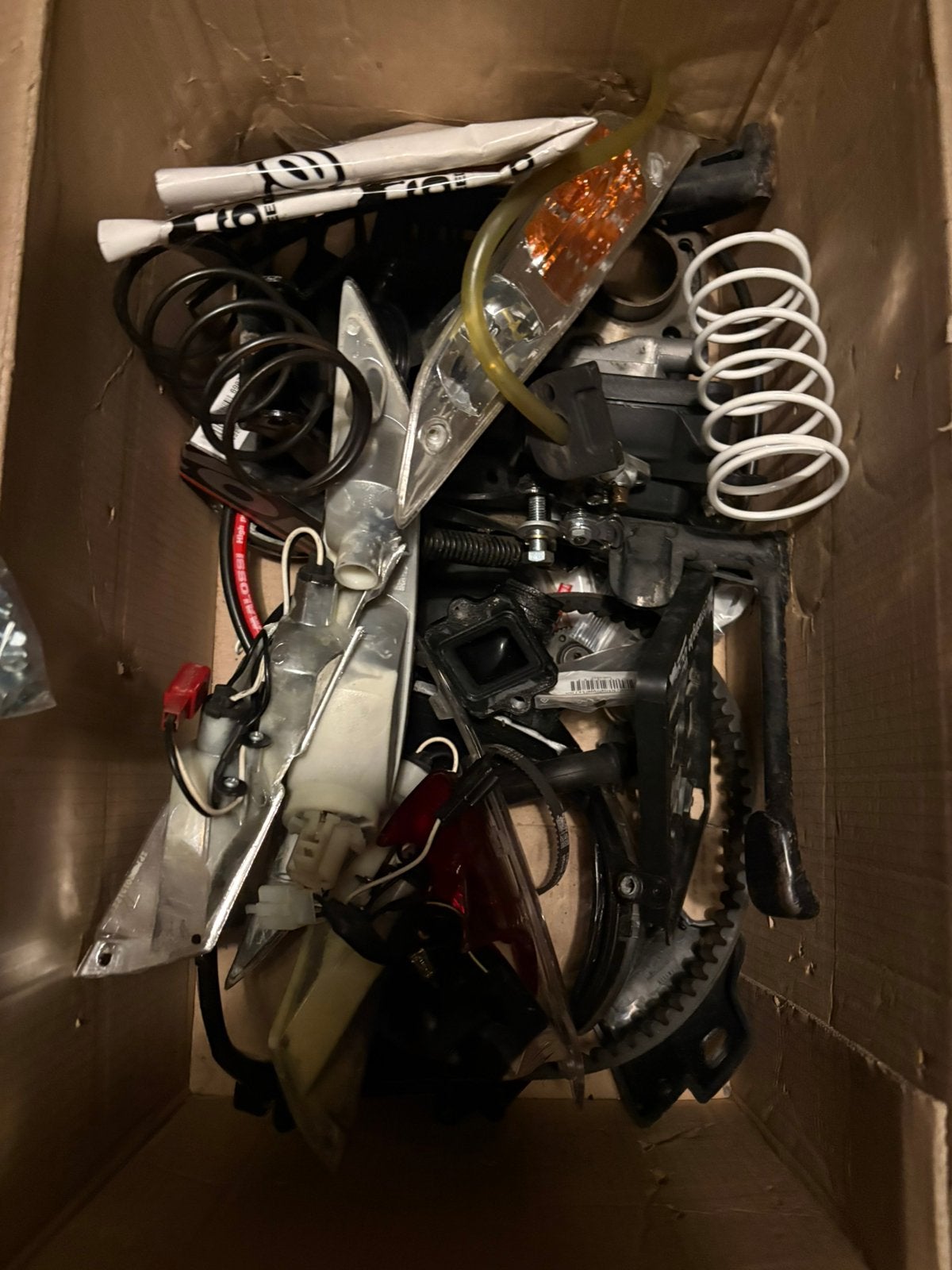 Piaggio onderdelen 4/2t, Ophalen