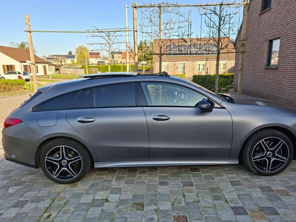 Mercedes CLA Shooting brake AMG line plug in hybride matte k, Auto's, Stof, Euro 6, 4 cilinders, 44 g/km