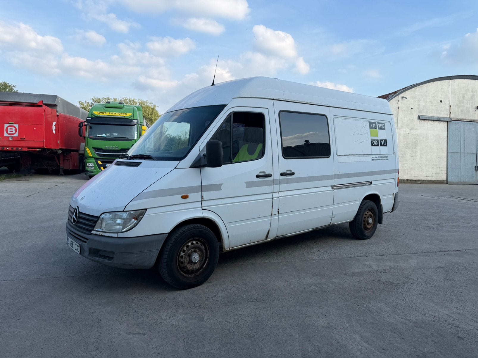 Mercedes sprinter 316cdi airco old mecanique, Autos, Camionnettes & Utilitaires, Achat, Entreprise, Mercedes-Benz