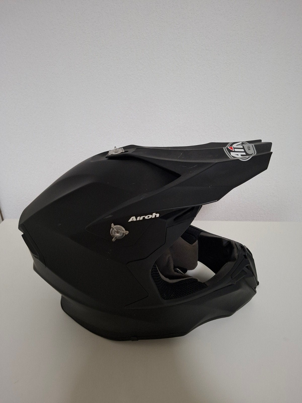 casque airoh 57-58 mm, Enlèvement