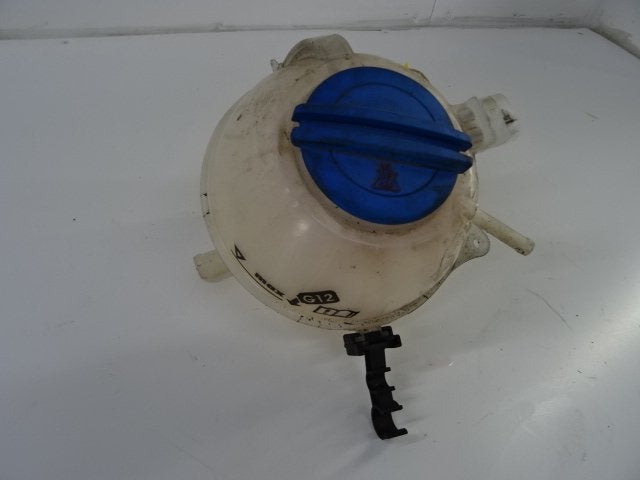 EXPANSIERESERVOIR Audi A1 Sportback (8XA / 8XF), Gebruikt, Mevr. I. Hauben, Audi, Rue de l'Espoir 34 34
4030  GRIVEGNÉE, BE
