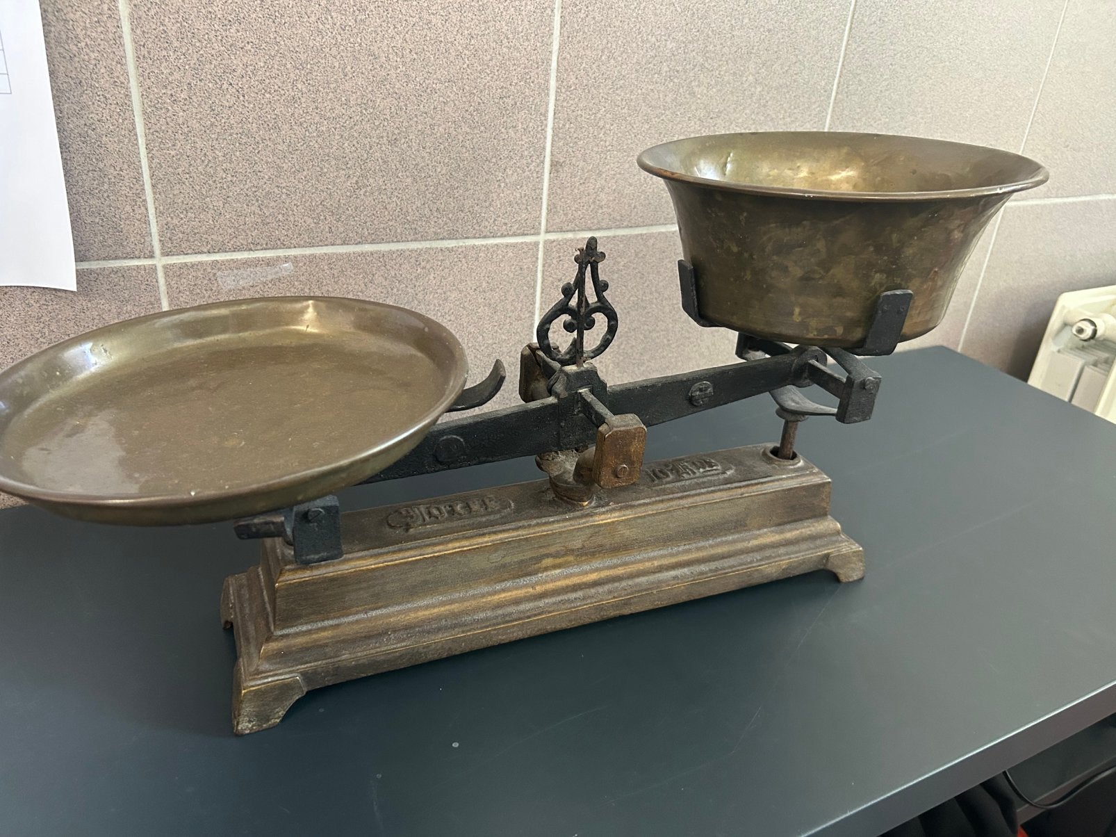 Te koop antiek weegschaal, Enlèvement, Comme neuf