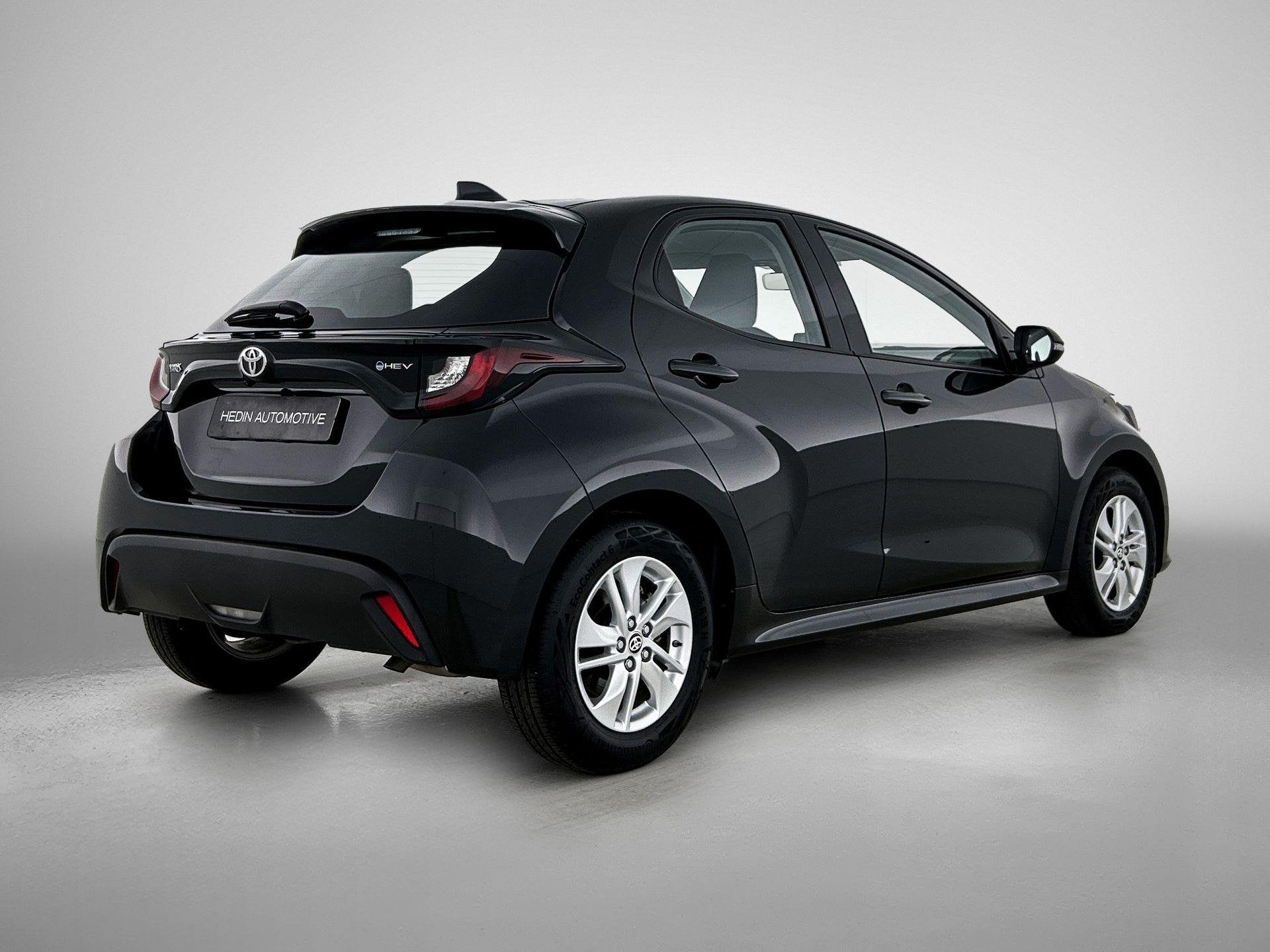 Toyota Yaris 1.5 Hybrid Dynamic (automatique), Autos, https://public.car-pass.be/vhr/fa44998f-38d4-462a-8136-d7fb8dc6e92d, Entreprise